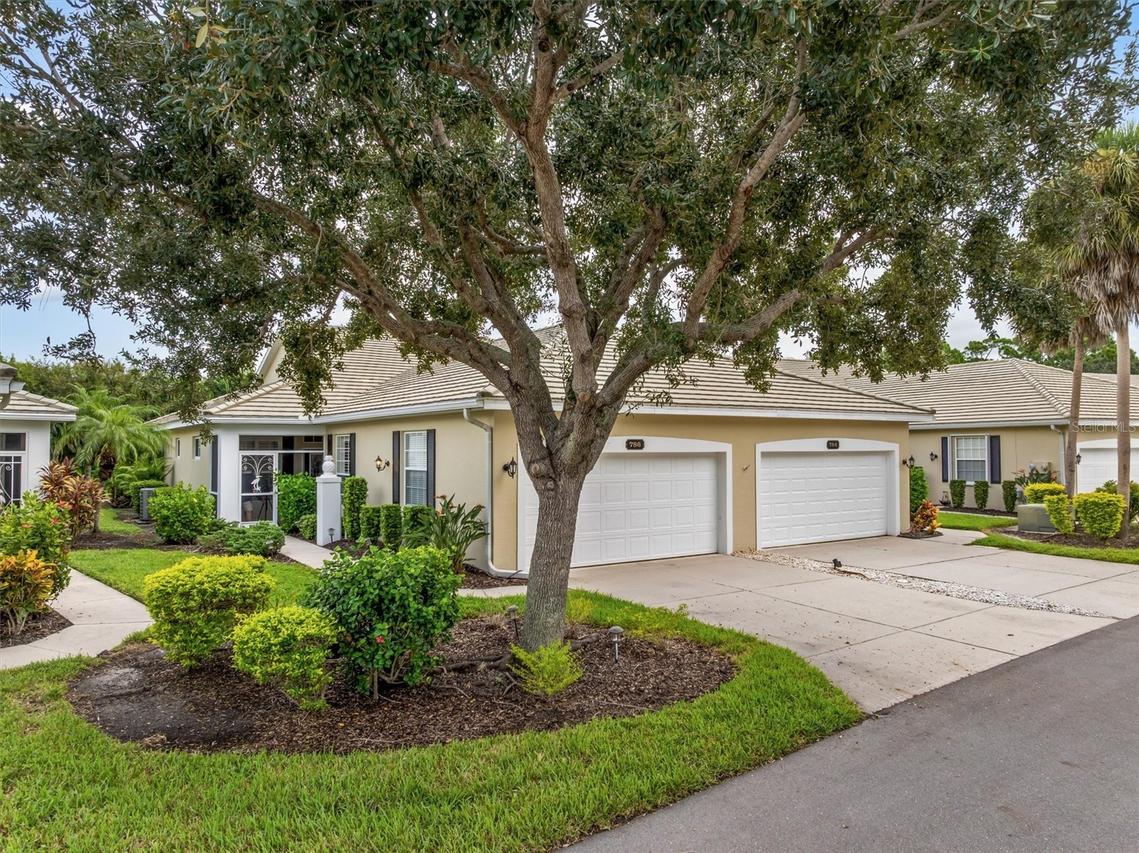 786 Tartan Dr., Venice, FL 34293