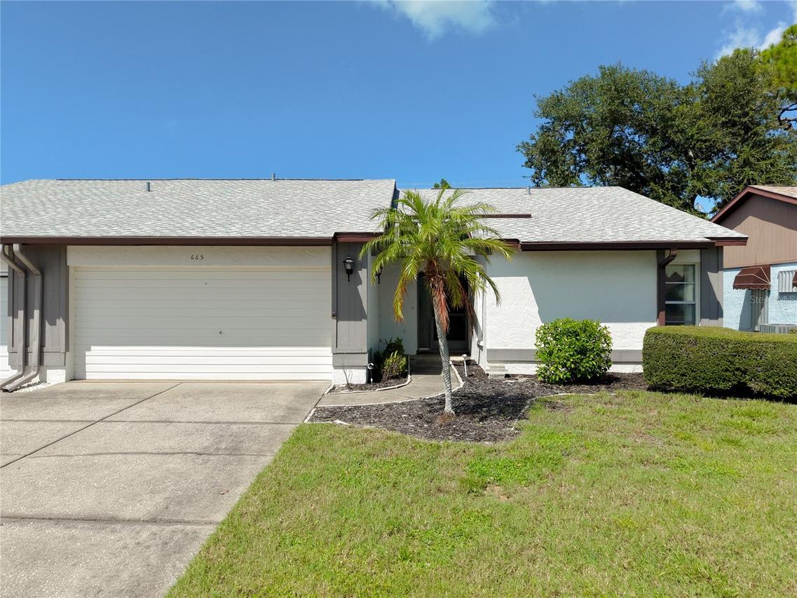 665 Foxwood Blvd., Englewood, FL 34223