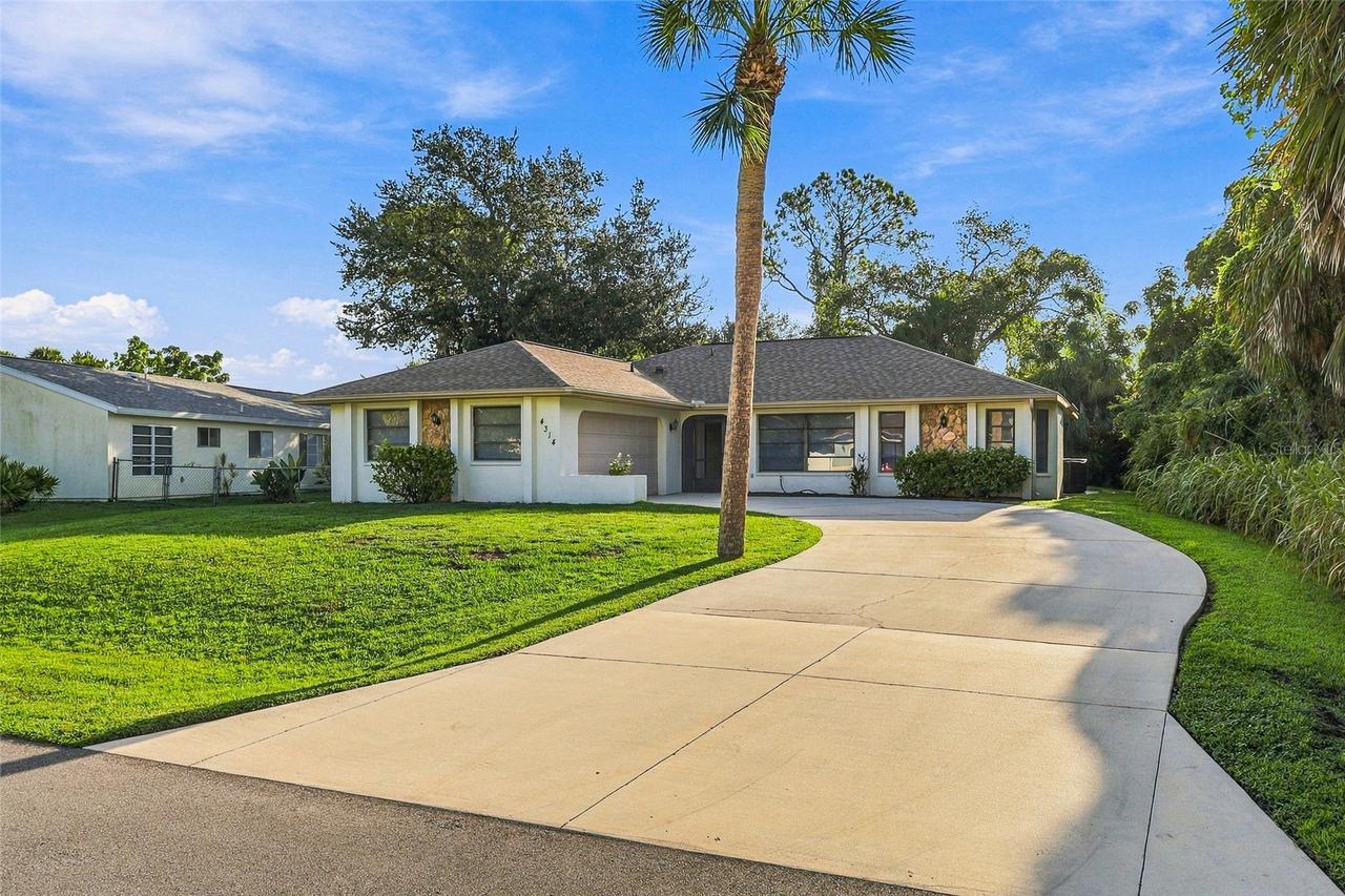 4314 Randypaar St., Port Charlotte, FL 33948