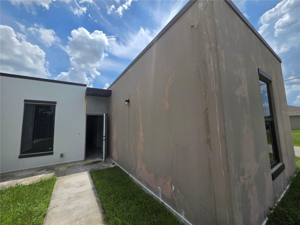 3515 75th St., Lehigh Acres, FL 33971