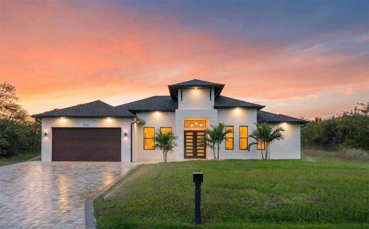1015 Hoffer St., Port Charlotte, FL 33953