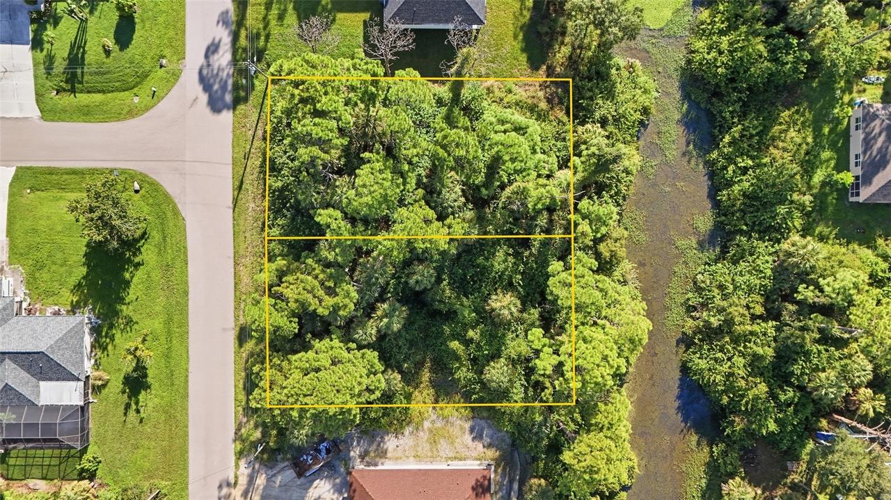 Simonton Ave., North Port, FL 34286