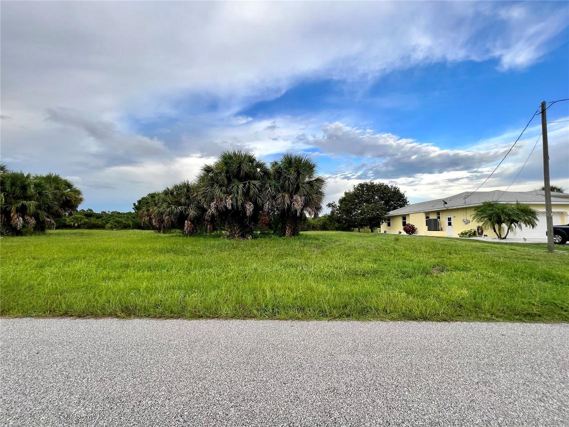 172 Tournament Rd., Rotonda West, FL 33947