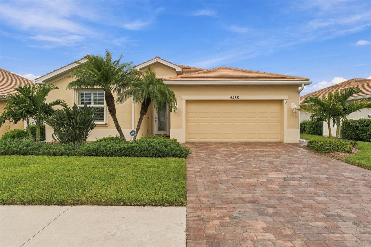 6288 Grand Cypress Blvd., North Port, FL 34287