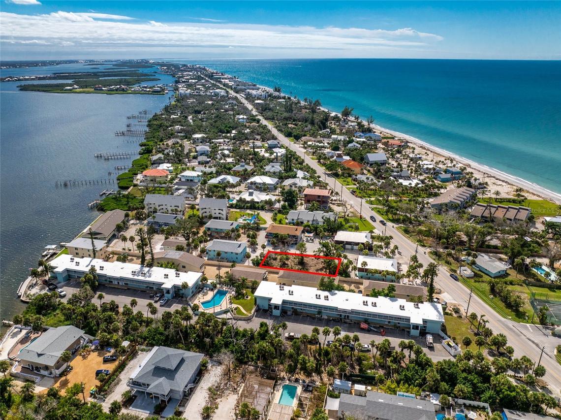 5047 N Beach Rd., Englewood, FL 34223