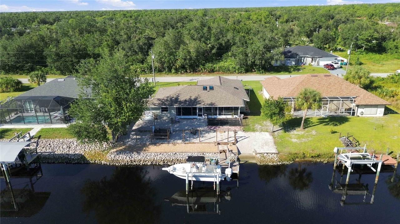 17341 Robinson Ave., Port Charlotte, FL 33948