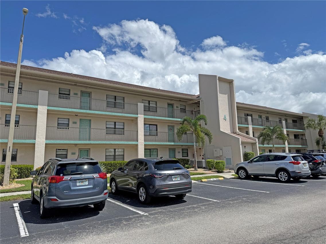 175 Kings Hwy. #A6 (aka #416), Punta Gorda, FL 33983