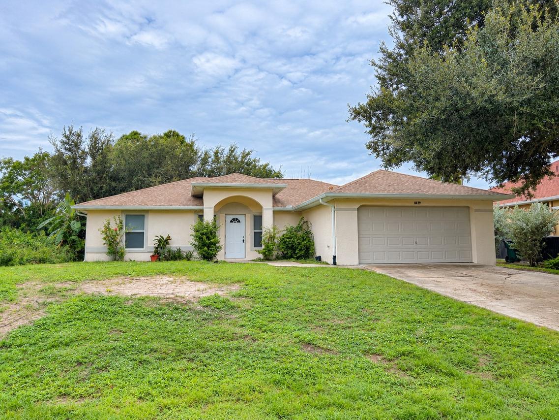8439 Glover Ave., North Port, FL 34291