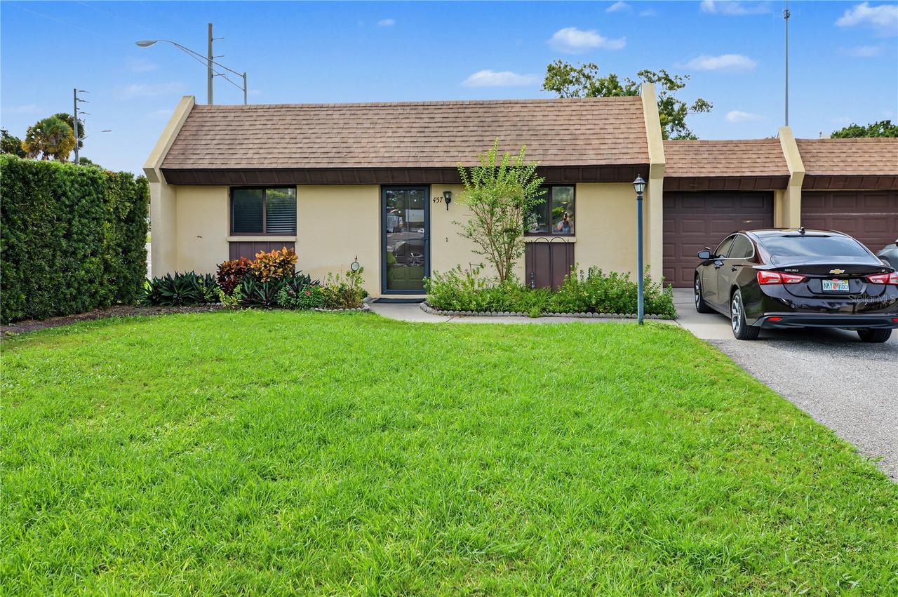 457 Albee Farm Rd. #V13, Venice, FL 34285