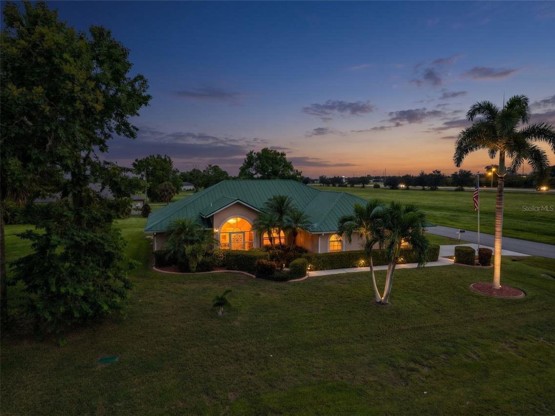 24490 Julian Ct., Punta Gorda, FL 33955