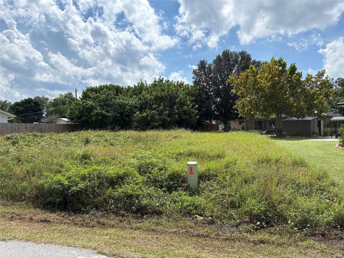 567 Lakehurst Ave., Port Charlotte, FL 33952
