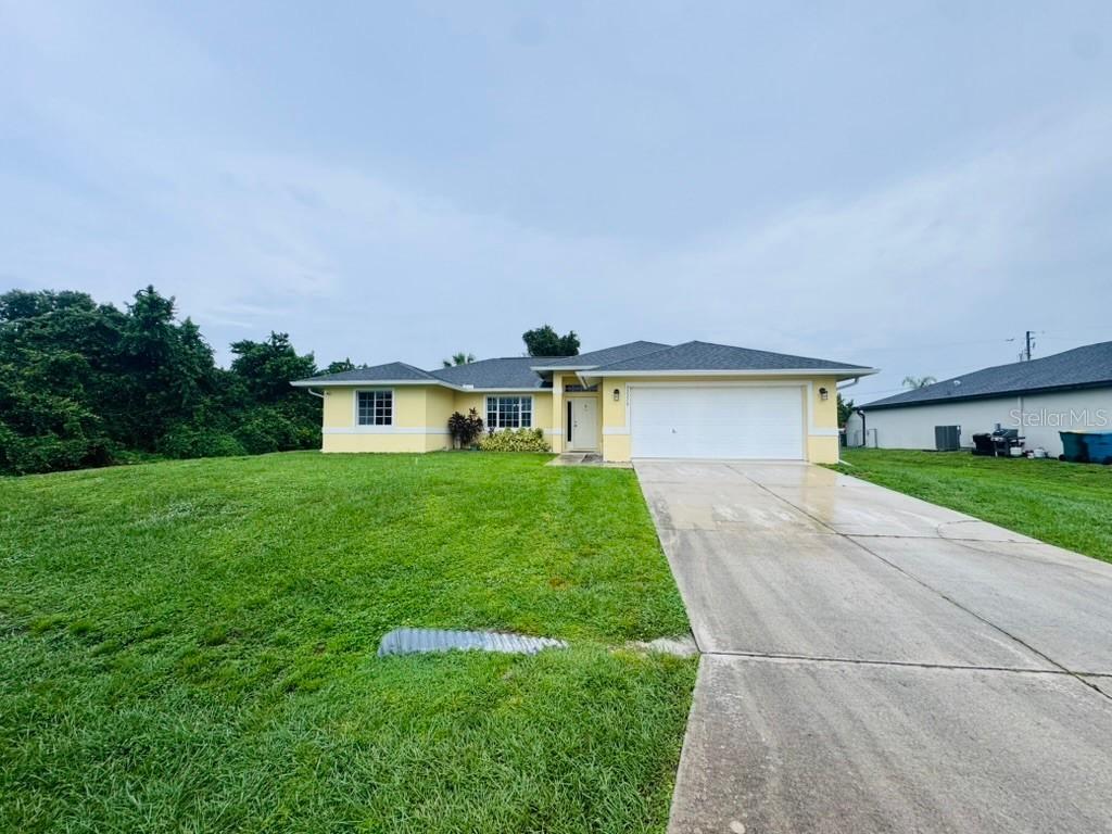 22278 Priscilla Ave., Port Charlotte, FL 33954