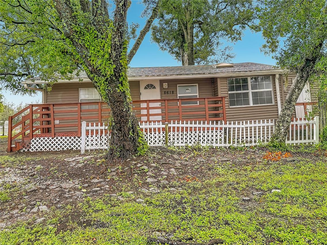 8618 20th St., Tampa, FL 33619