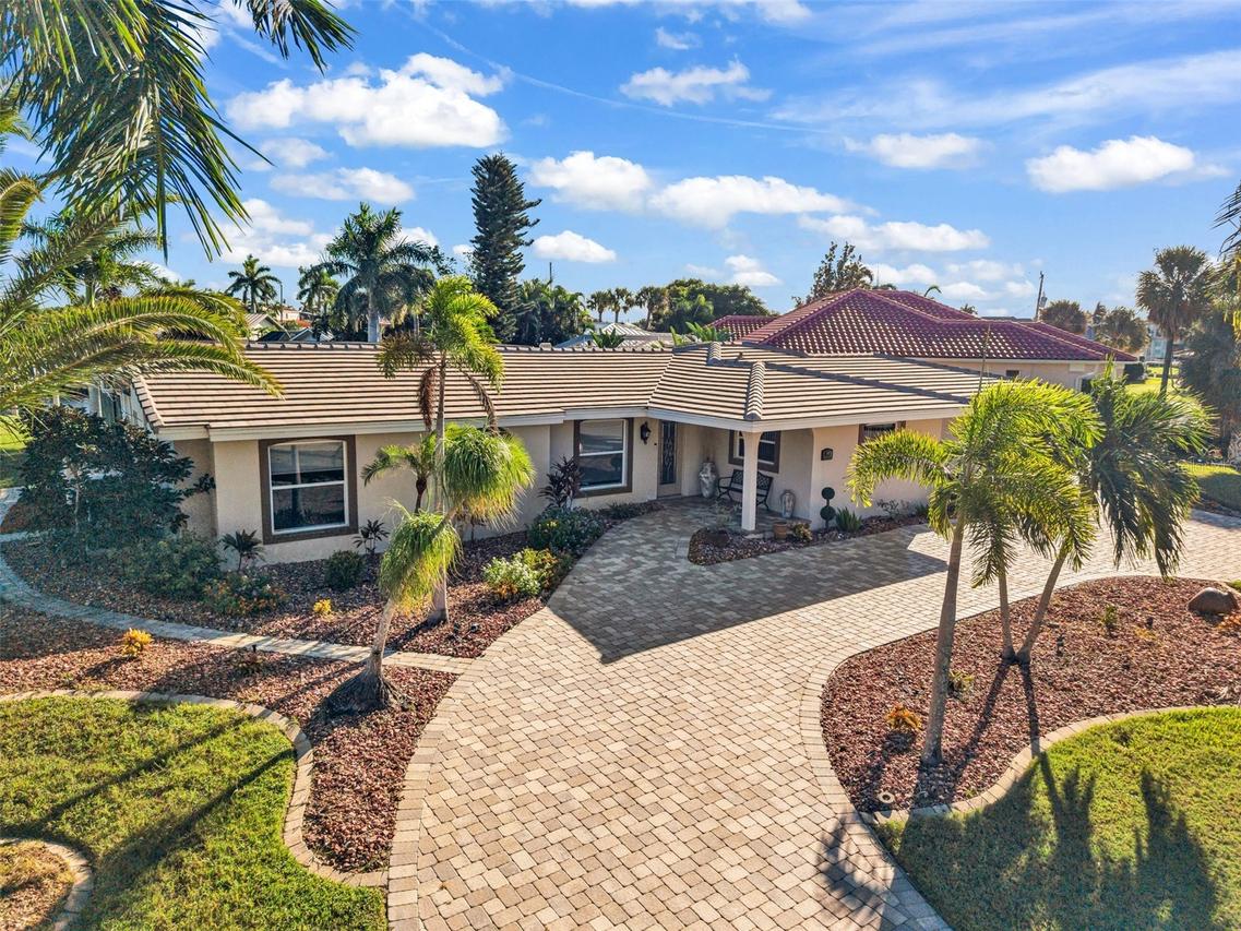 84 Ocean Dr., Punta Gorda, FL 33950