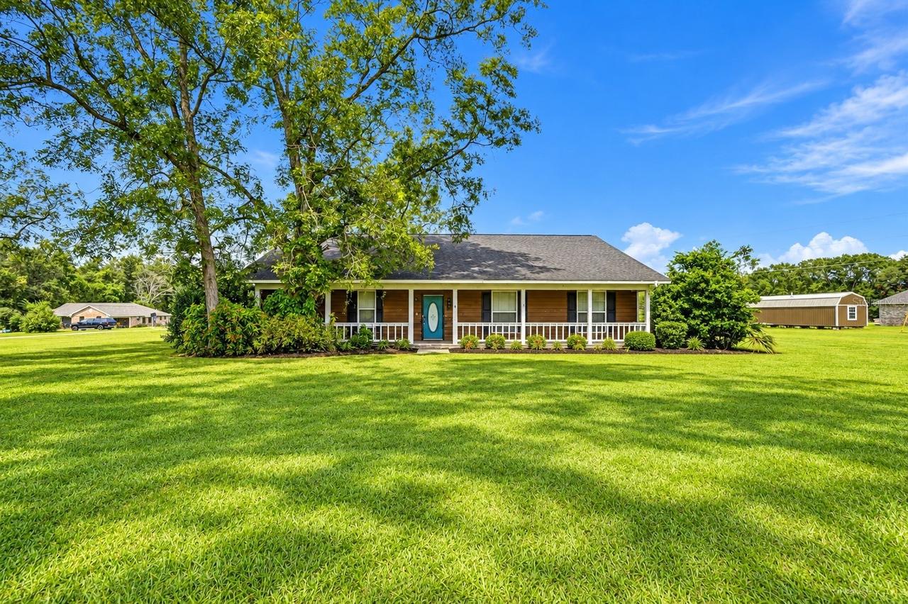 4400 Crabtree Church Rd., Molino, FL 32577