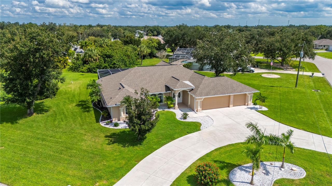 432 Gallegos St., Punta Gorda, FL 33983