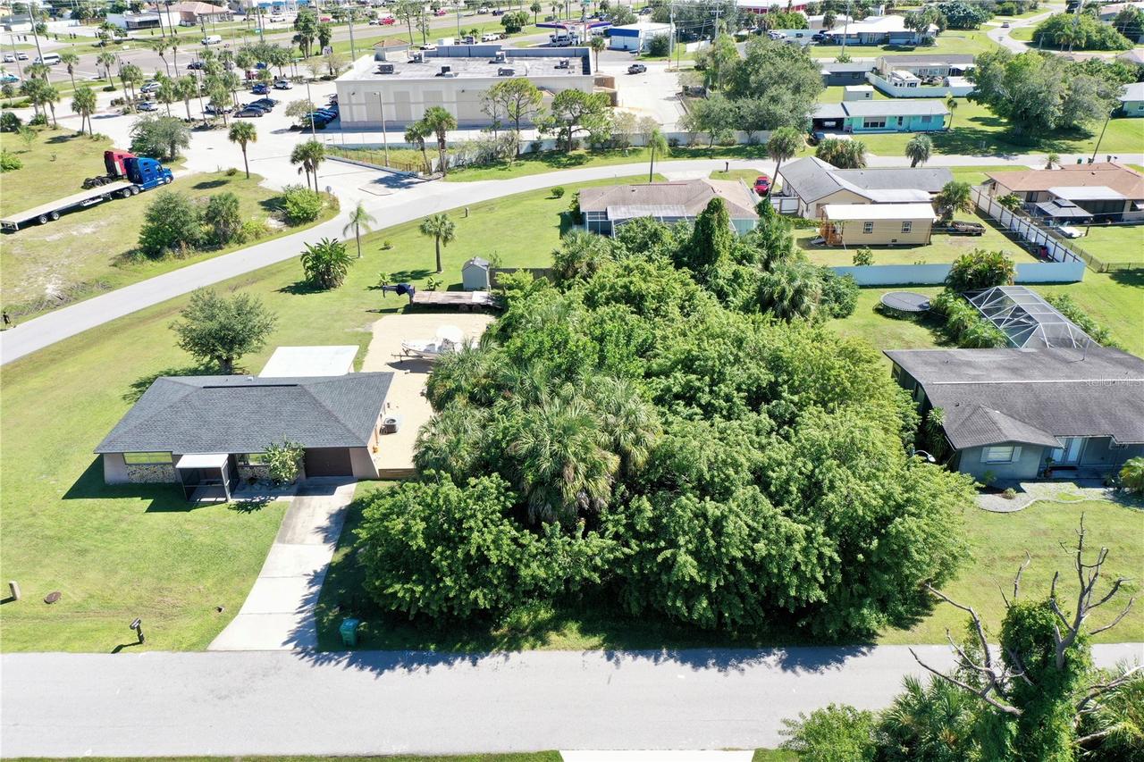 581 Spruce St., Port Charlotte, FL 33952