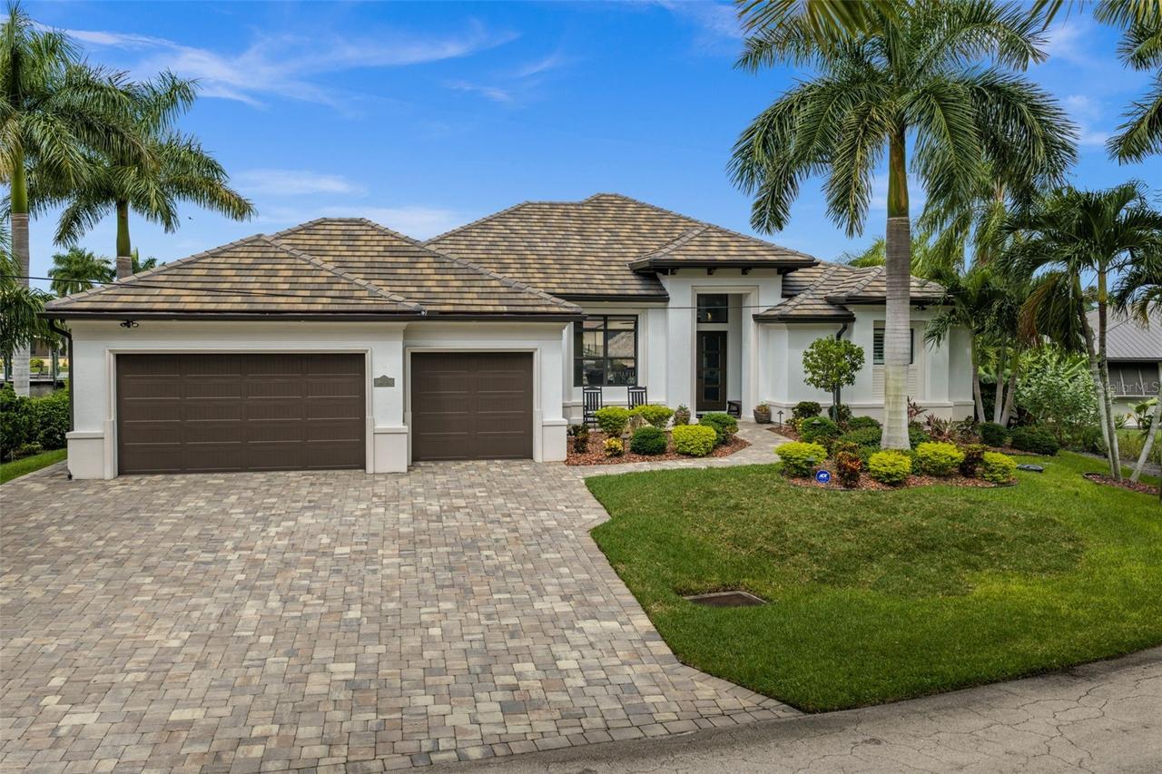5205 Sunset Ct., Cape Coral, FL 33904