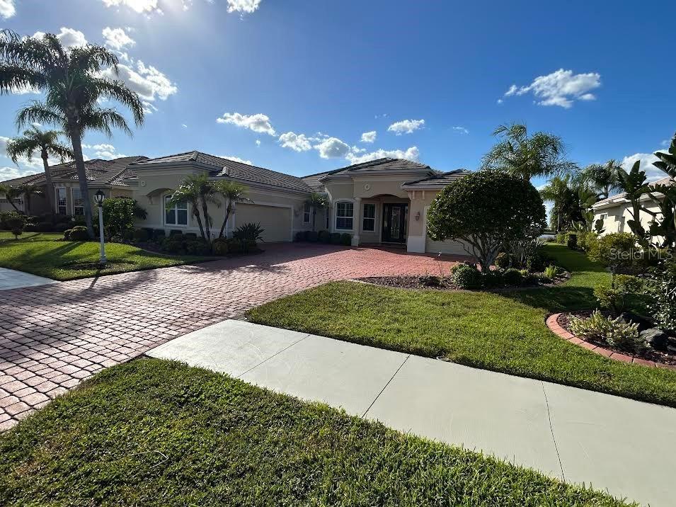 1885 Bobcat Tr., North Port, FL 34288