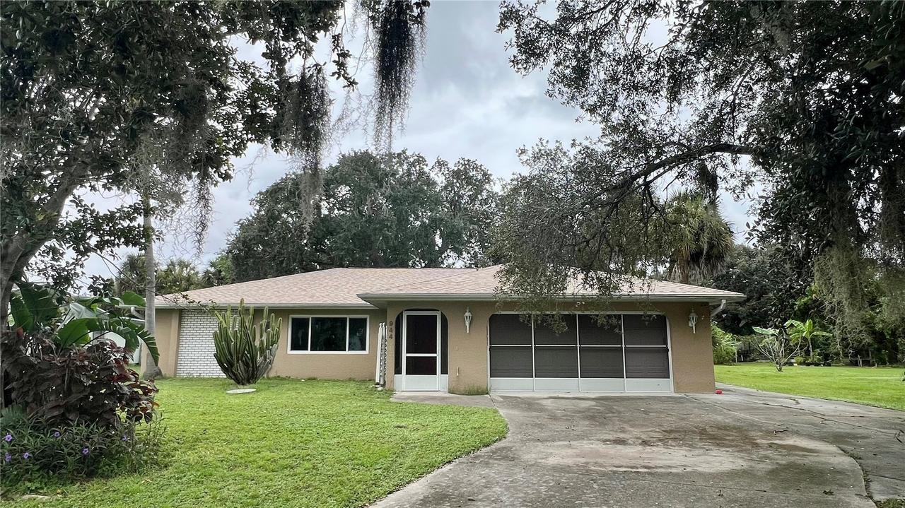 944 W Tarpon Blvd., Port Charlotte, FL 33952