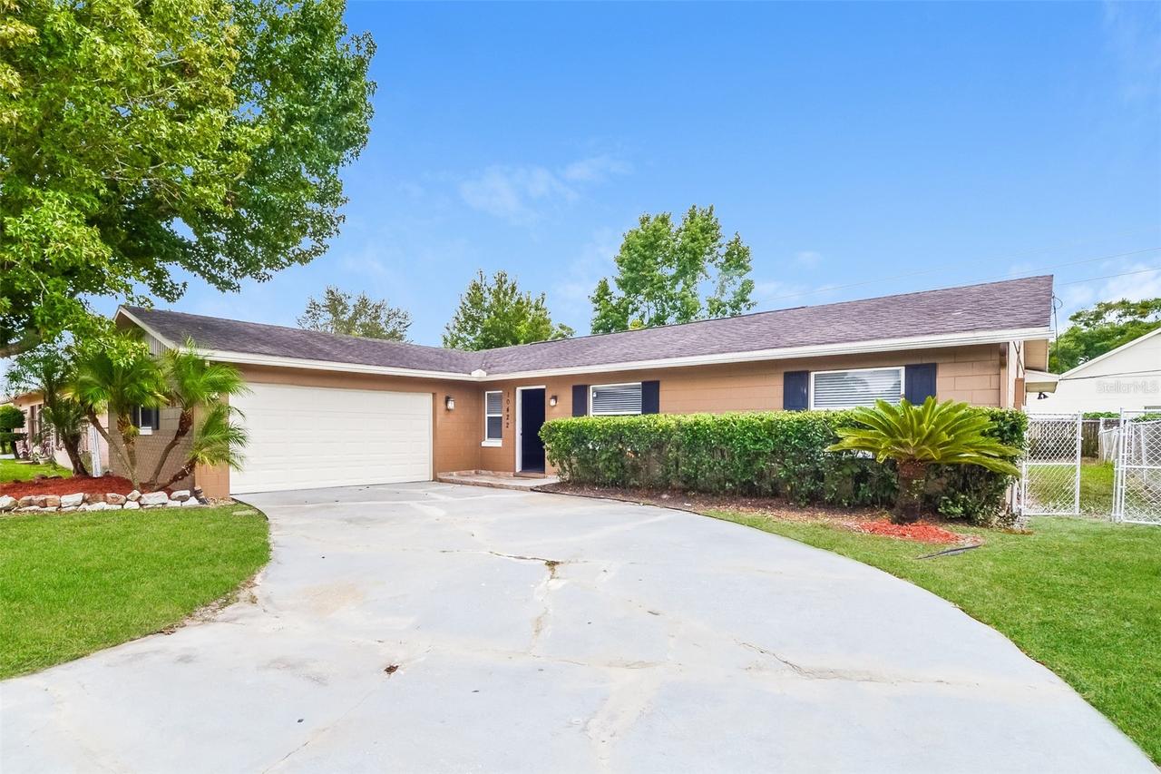 10422 Jane Eyre Dr., Orlando, FL 32825