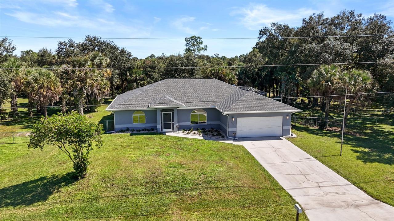 418 Edison Ave., Lehigh Acres, FL 33972