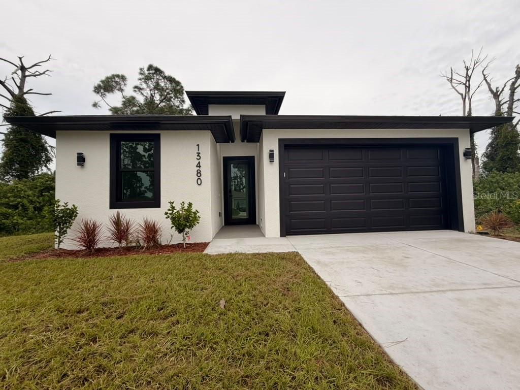 13480 Drysdale Ave., Port Charlotte, FL 33981