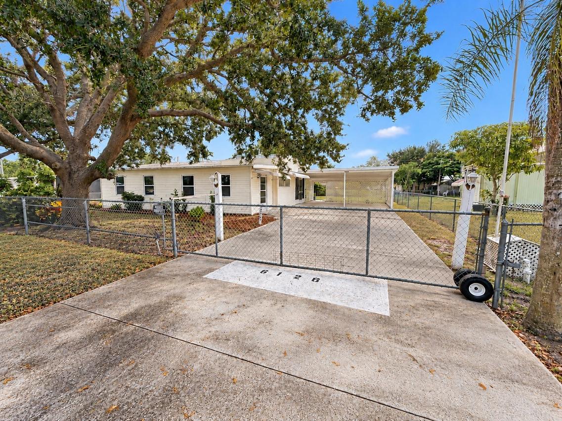 6126 Rumford St., Punta Gorda, FL 33950