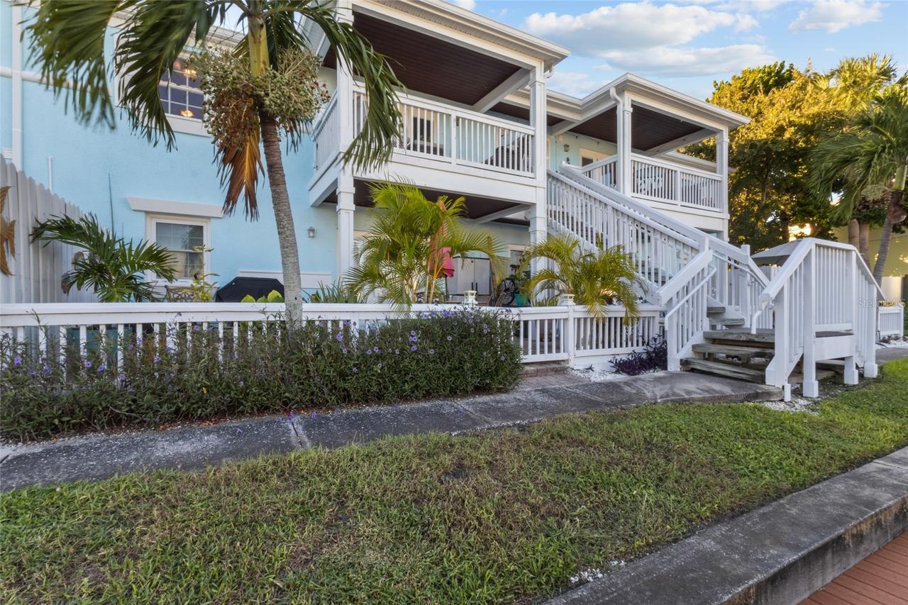 5202 Beach Dr. #D, St Petersburg, FL 33705