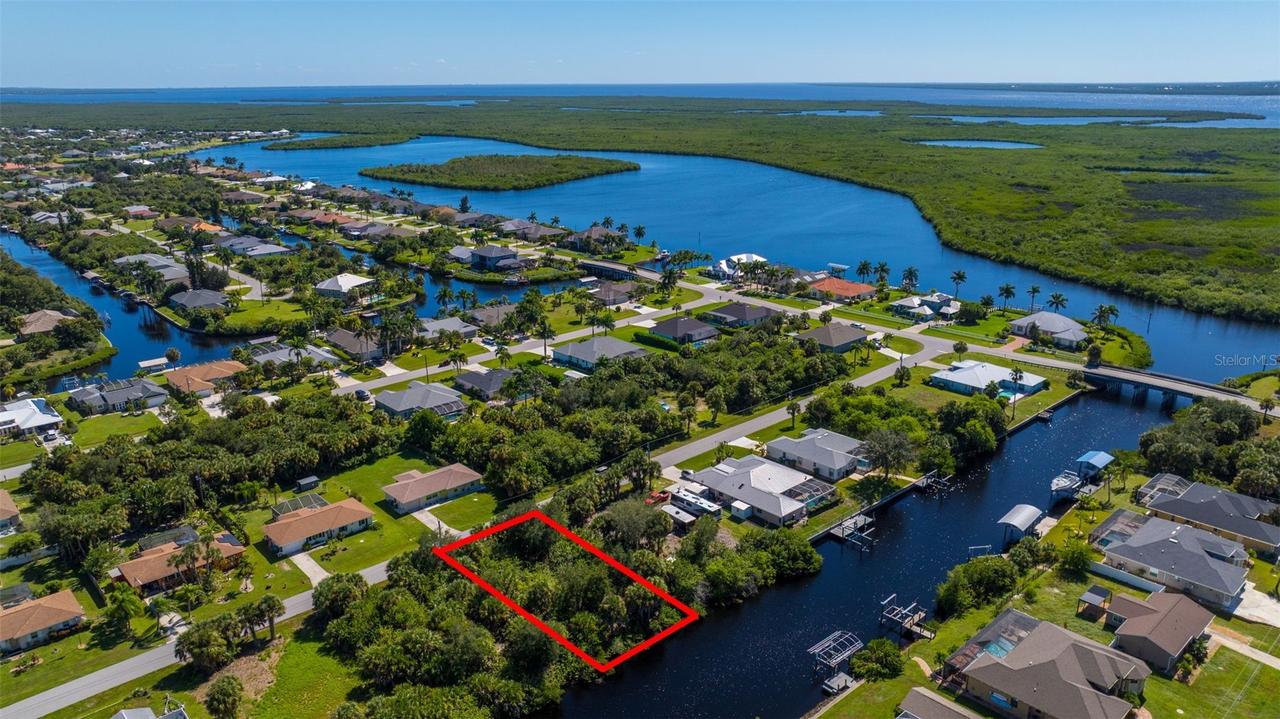 4475 Larkspur Ct., Port Charlotte, FL 33948
