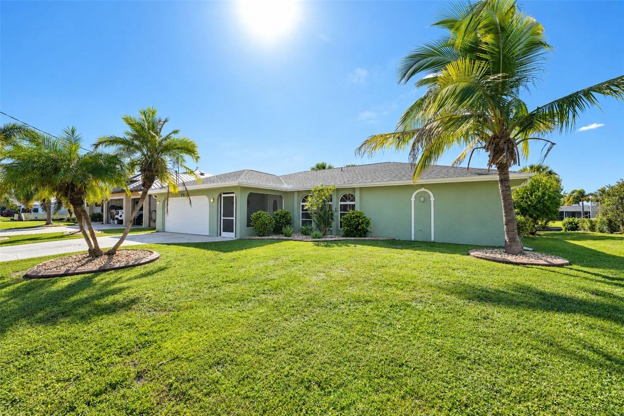 18231 Hottelet Cir., Port Charlotte, FL 33948