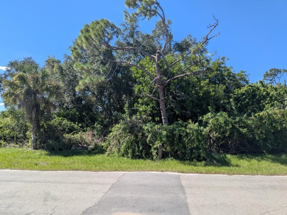 18458 Hottelet Cir., Port Charlotte, FL 33948