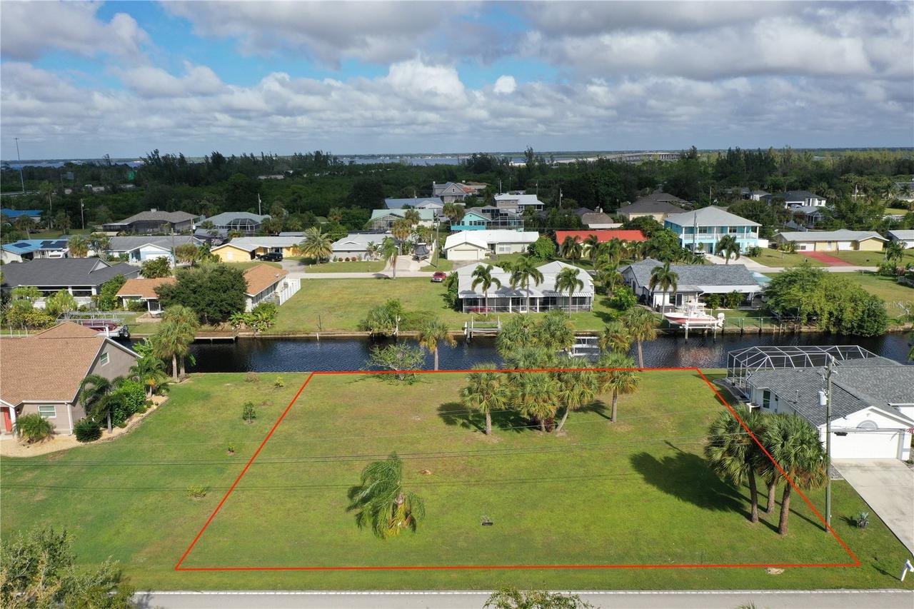 3011 & 3003 Riverside Dr., Punta Gorda, FL 33950