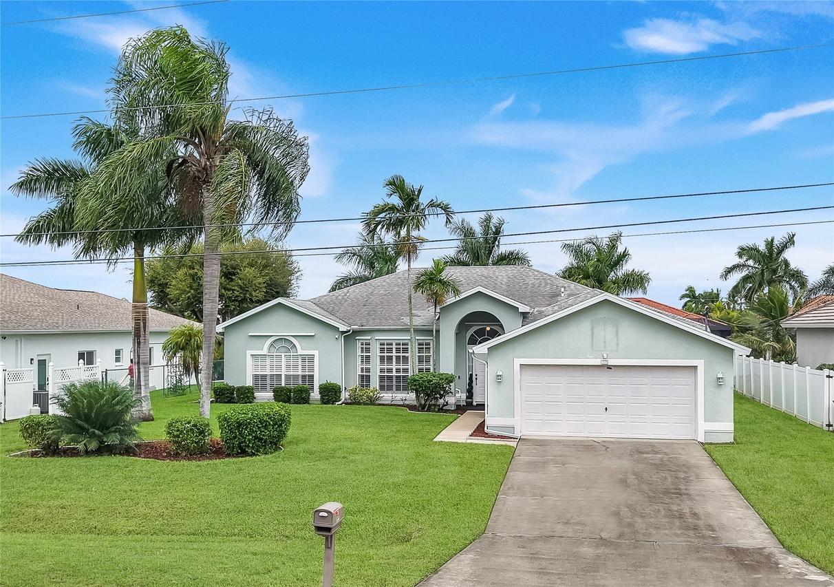 305 SE 31st St., Cape Coral, FL 33904