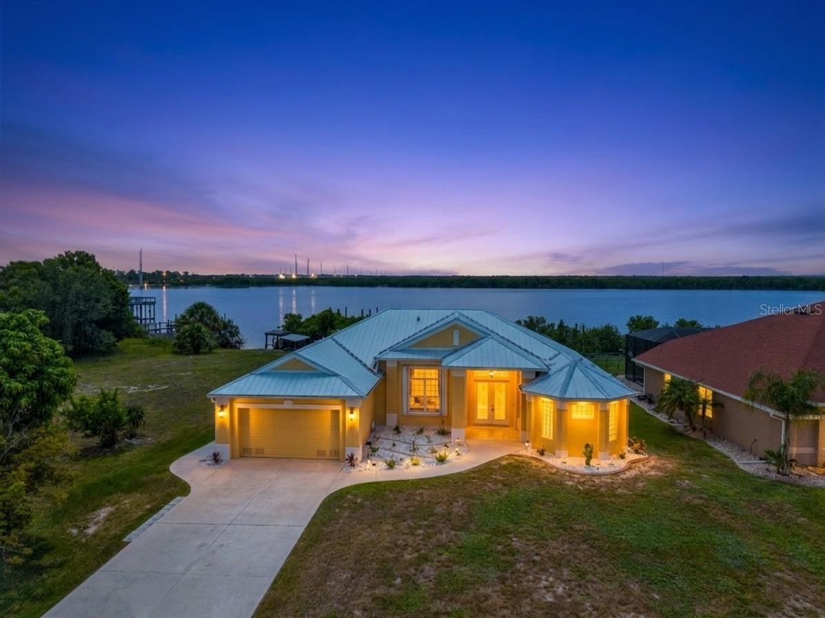 2212 Harbour Dr., Punta Gorda, FL 33983