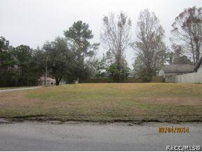 4697 N El Camino Dr., Beverly Hills, FL 34465