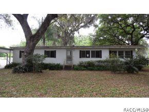 3143 Cr 431n, Lake Panasoffkee, FL 33538