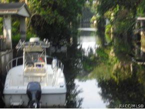 Hickory, Yankeetown, FL 34498