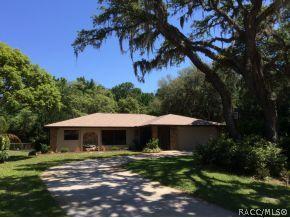 25 Palm Point Dr., Inglis, FL 34449