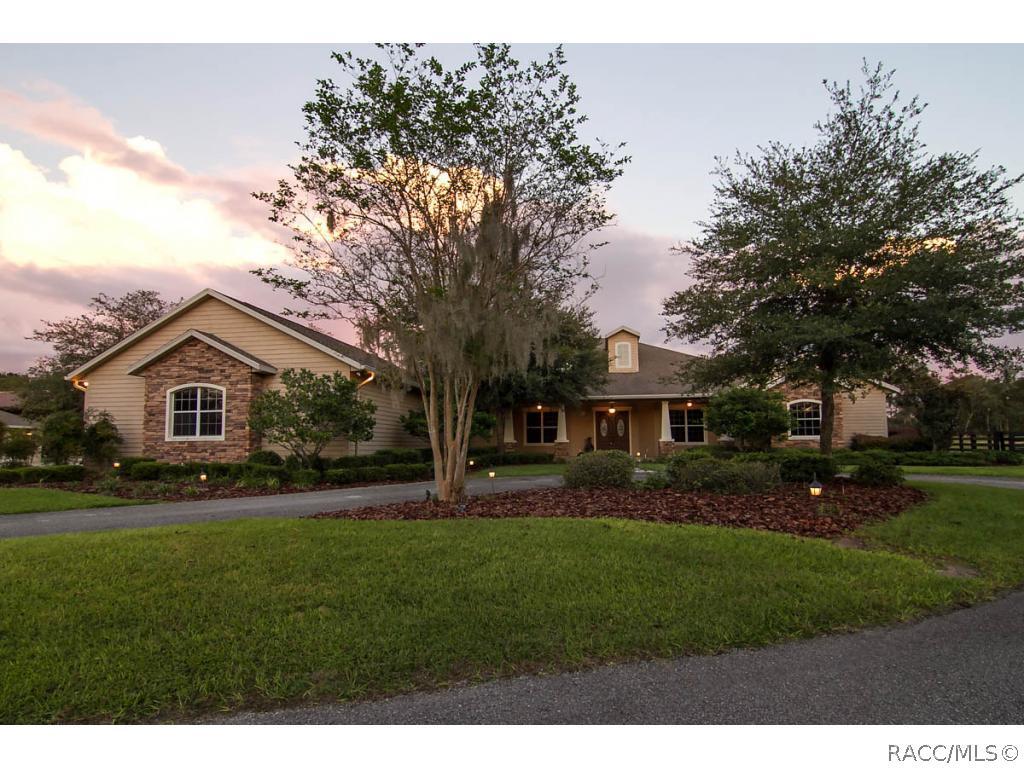 3599 N Yacht Ter., Beverly Hills, FL 34465