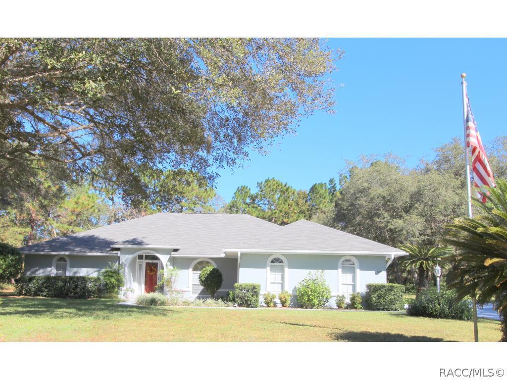 669 W National St., Hernando, FL 34442
