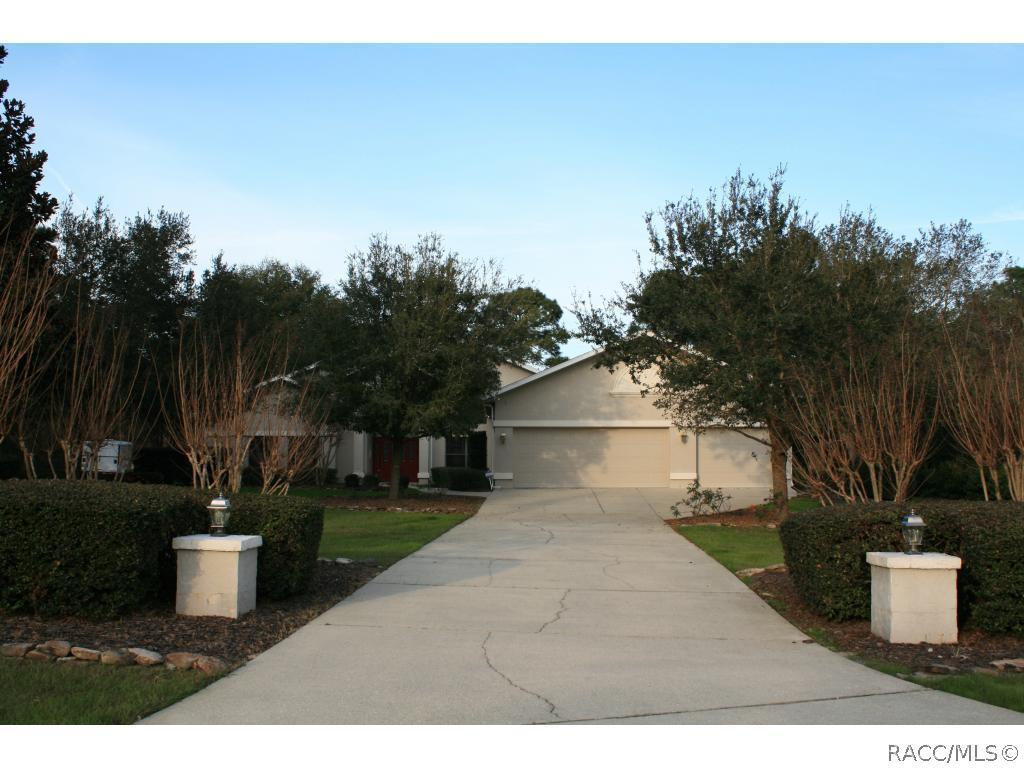 5493 N Rosedale Cir., Beverly Hills, FL 34465
