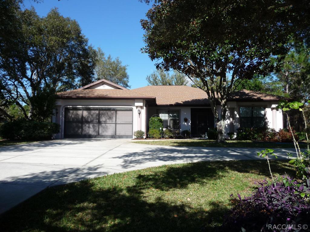 1 Linder St., Homosassa, FL 34446