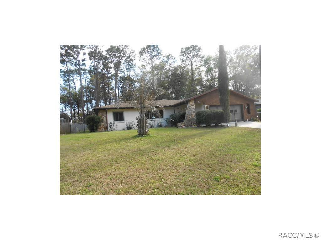 215 Daffodil St., Inverness, FL 34452