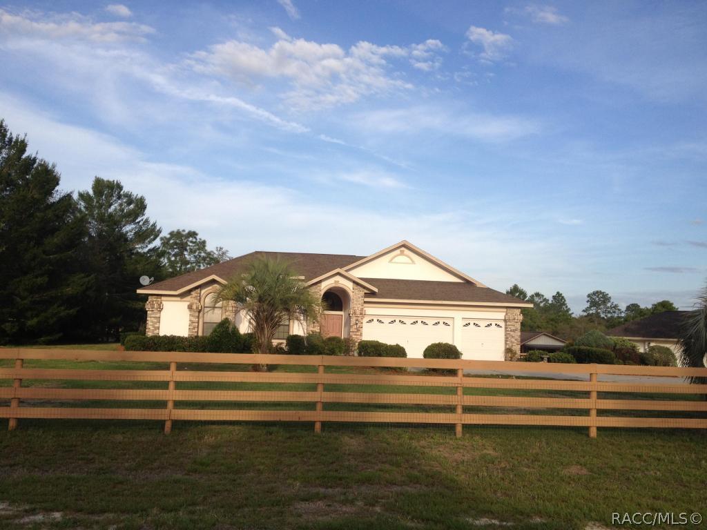 2791 N Sheriff Dr., Beverly Hills, FL 34465