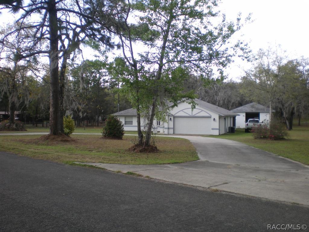 3107 E Raccoon Ct., Inverness, FL 34452