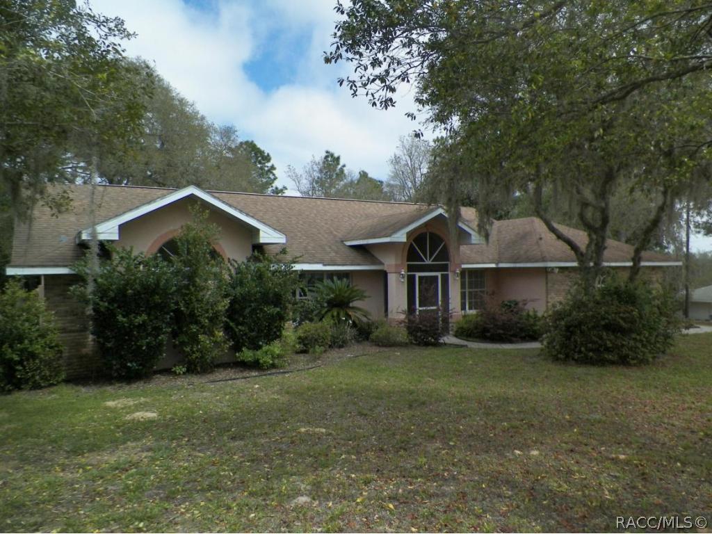 2719 W Apricot Dr., Beverly Hills, FL 34465