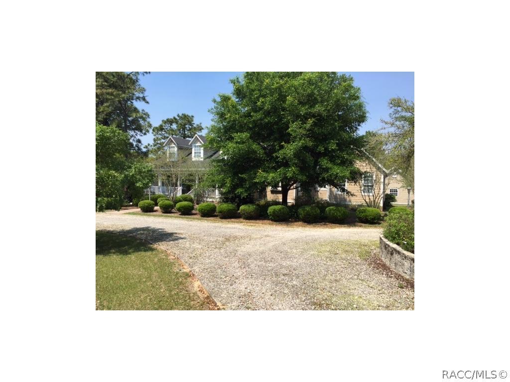5189 W Mustang Blvd., Beverly Hills, FL 34465