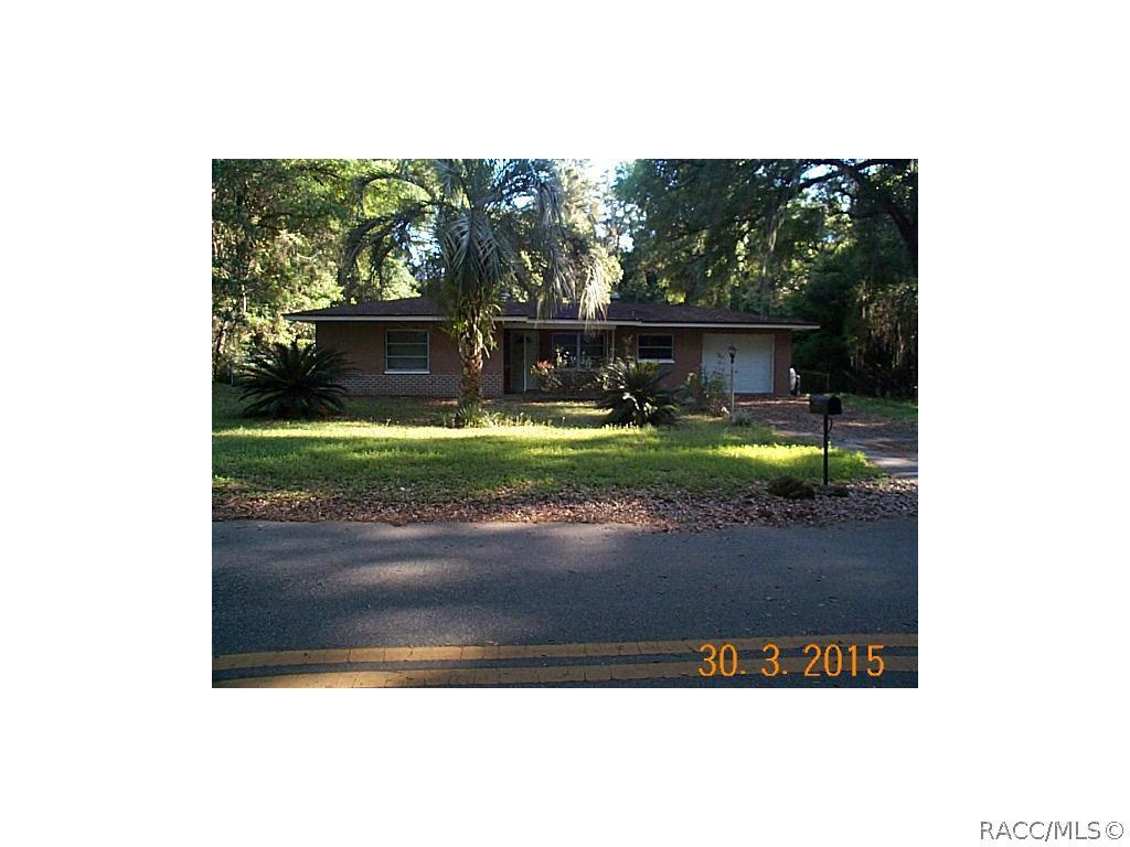 6122 E Glencoe St., Inverness, FL 34452