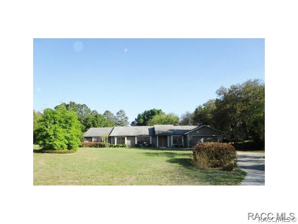 1699 S Valerie Point, Inverness, FL 34452